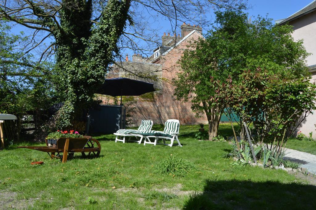 Au Coeur D'Amiens Villa Bagian luar foto
